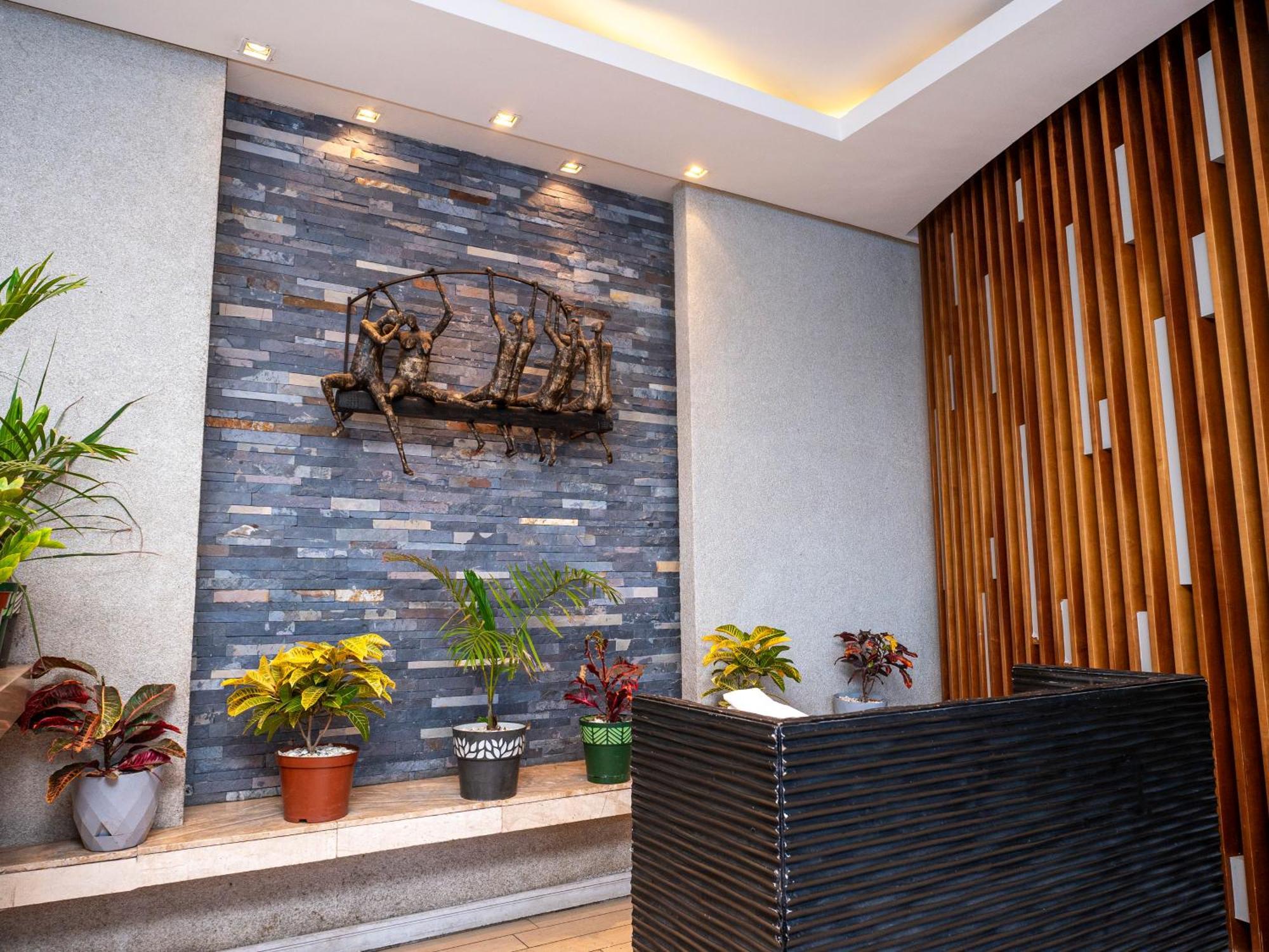 Noom Hotel Dakar Sea Plaza, A Member Of Radisson Individuals Eksteriør bilde Reception area