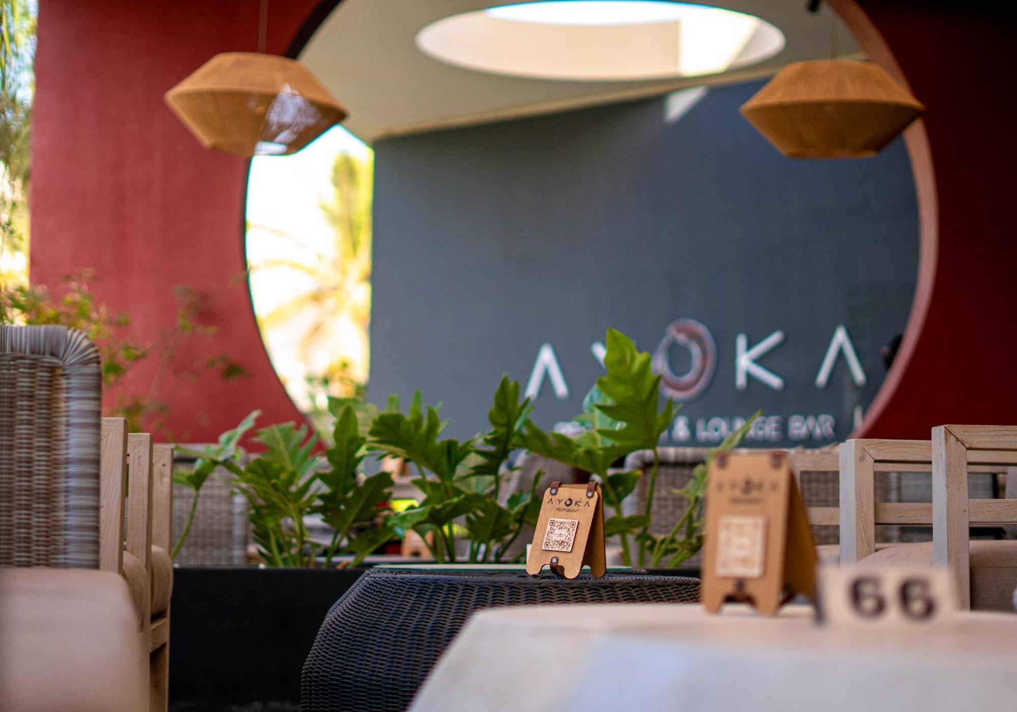 Noom Hotel Dakar Sea Plaza, A Member Of Radisson Individuals Eksteriør bilde A restaurant in the resort