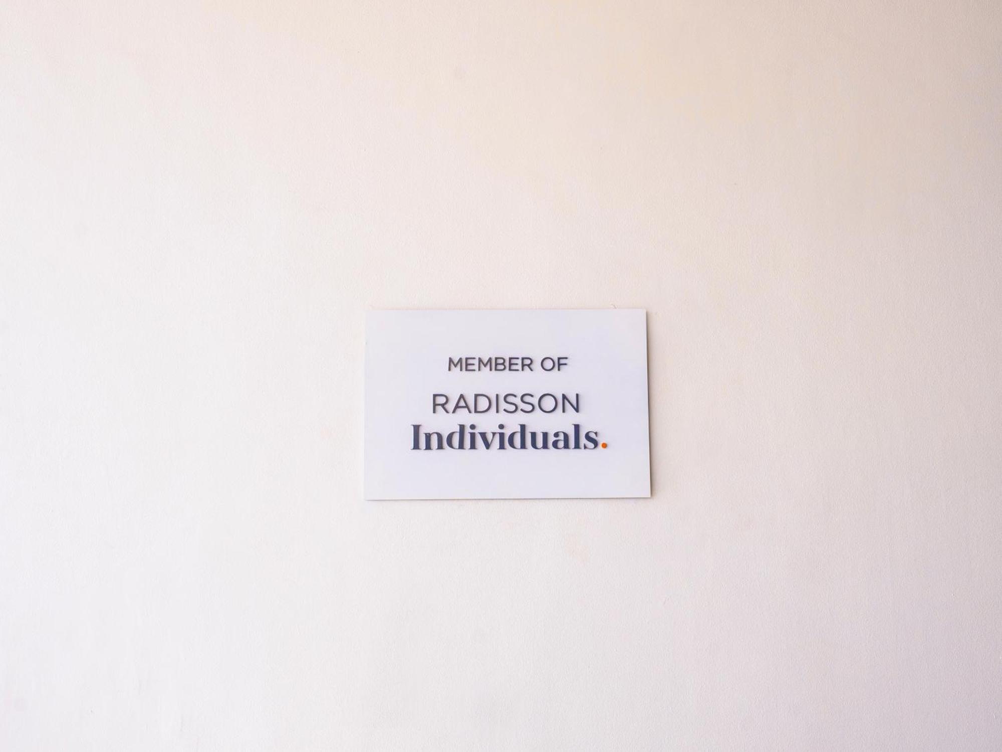 Noom Hotel Dakar Sea Plaza, A Member Of Radisson Individuals Eksteriør bilde A member of Radisson Individuals sticker