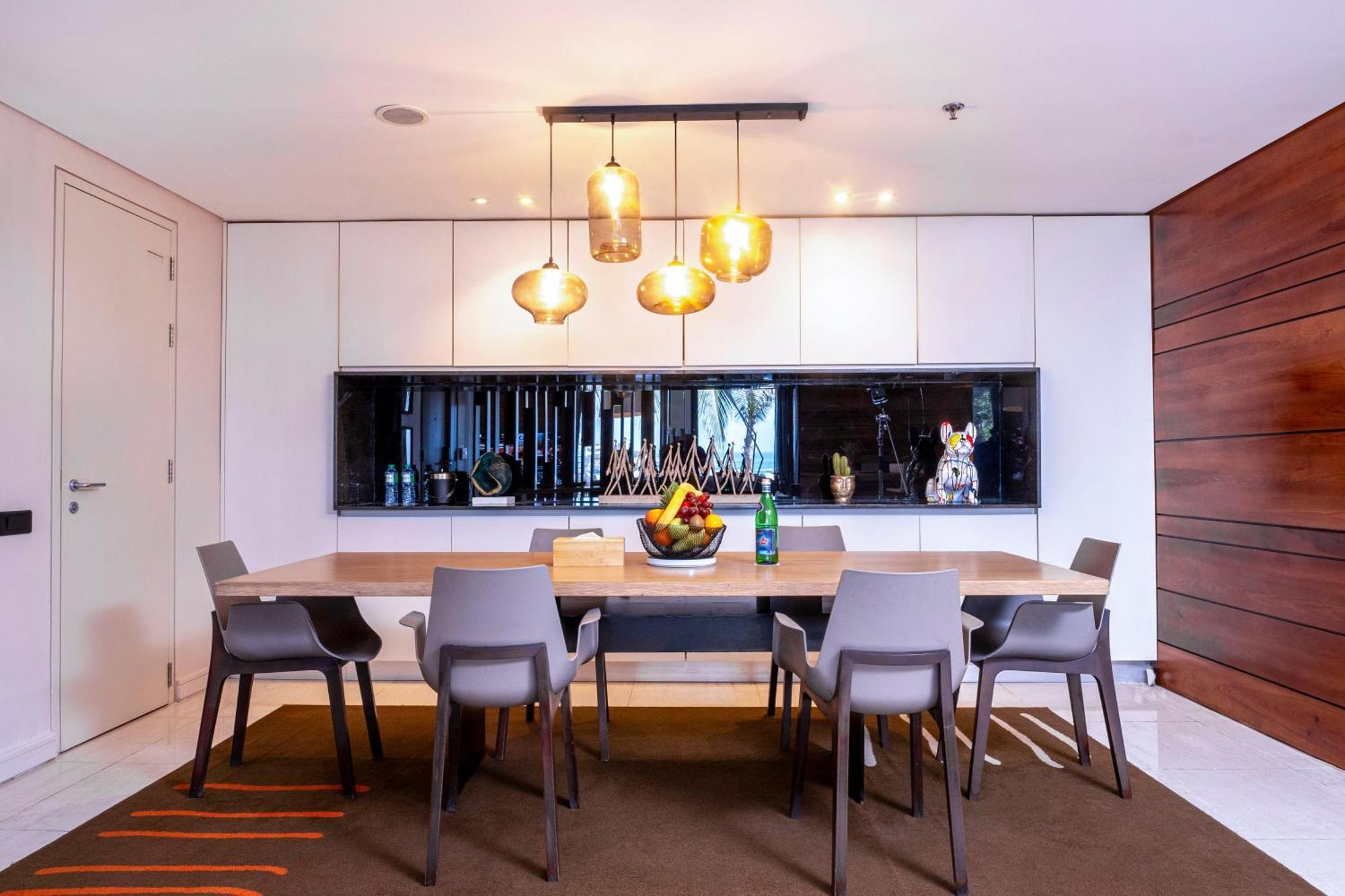 Noom Hotel Dakar Sea Plaza, A Member Of Radisson Individuals Eksteriør bilde A modern dining room
