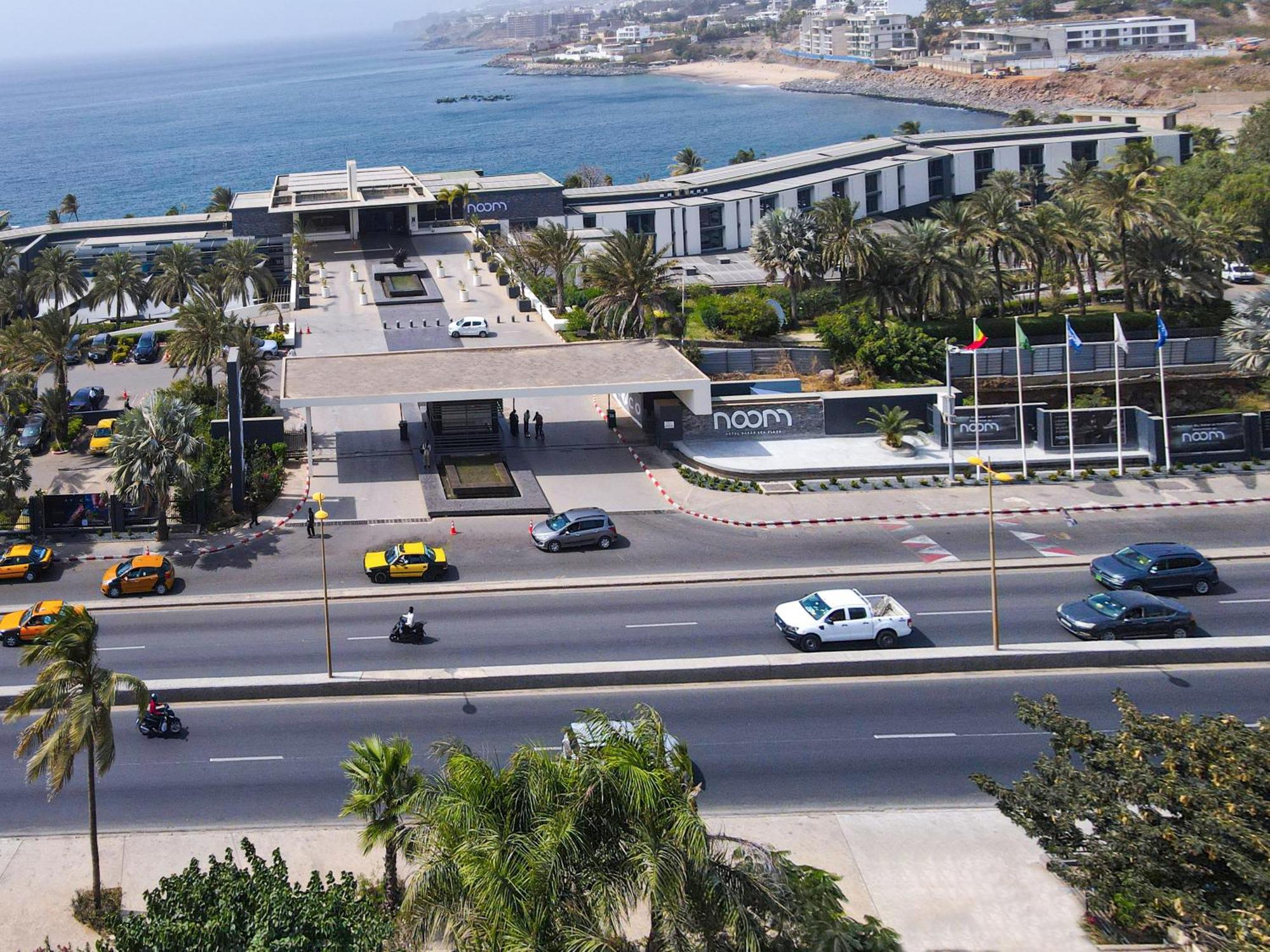 Noom Hotel Dakar Sea Plaza, A Member Of Radisson Individuals Eksteriør bilde The hotel in 2011